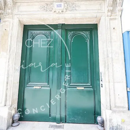 Elegant 11eme Fully Air Conditioning