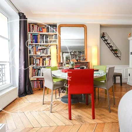 Elegant 11eme Fully Air Conditioning * Parijs